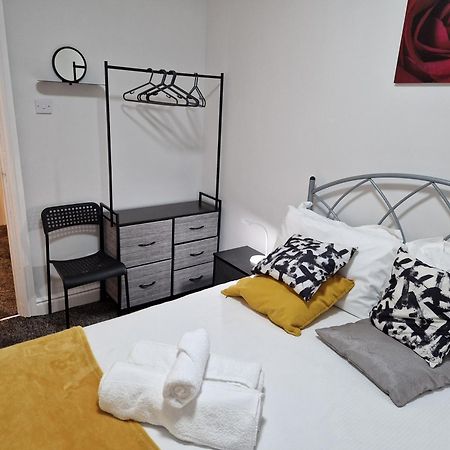 Birtley'S Diamond 3 Bed Apt, Sleeps 6 Guests Birtley  Buitenkant foto
