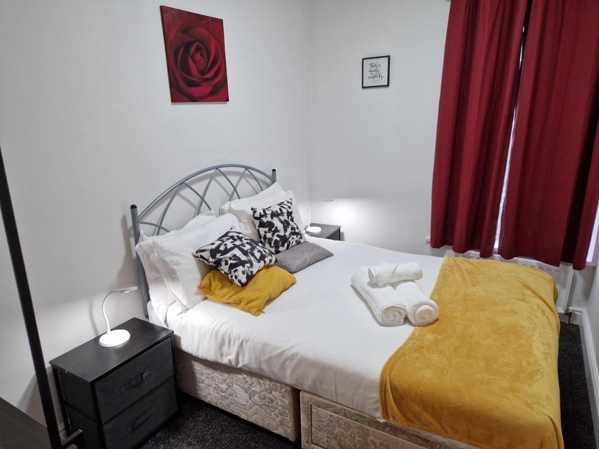 Birtley'S Diamond 3 Bed Apt, Sleeps 6 Guests Birtley  Buitenkant foto
