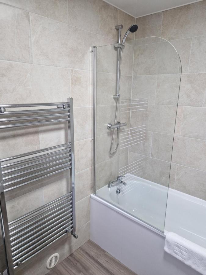 Birtley'S Diamond 3 Bed Apt, Sleeps 6 Guests Birtley  Buitenkant foto