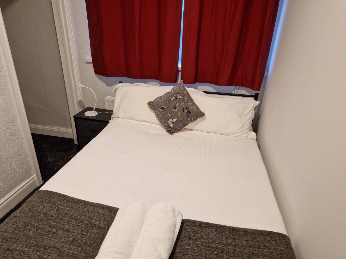 Birtley'S Diamond 3 Bed Apt, Sleeps 6 Guests Birtley  Buitenkant foto